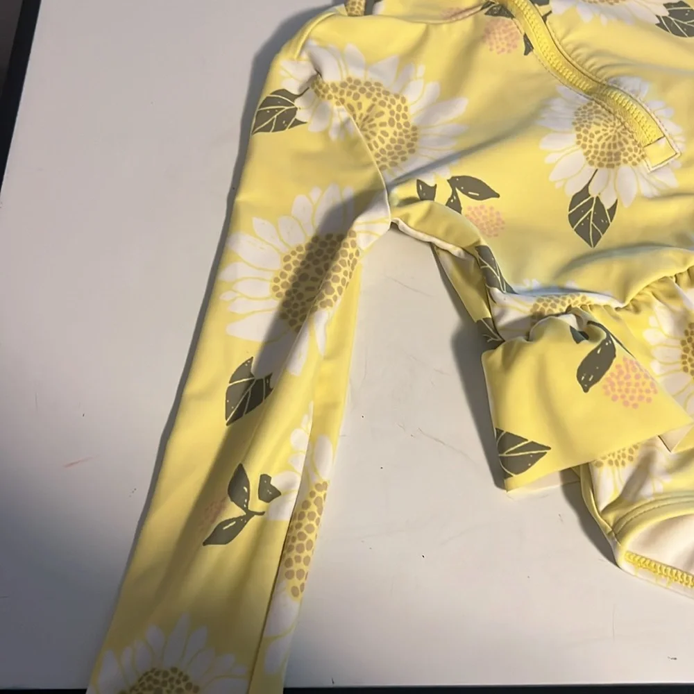 Carter's Baby Girls One Piece Swimsuit floral size 5T/5A